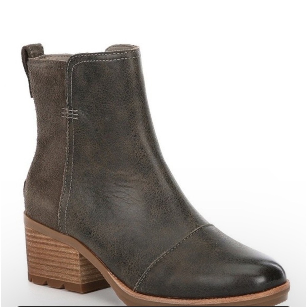 Sorel Cate Waterproof Suede Bootie Taupe Size 7.5